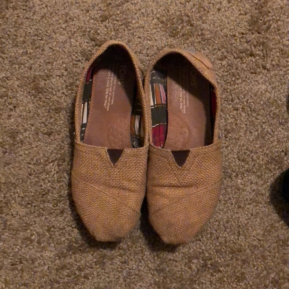 Burlap Toms